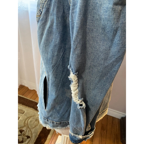 Women's Jordyn Woods Distressed Cold Shoulder Jean Jacket Blue US 12 - Picture 16 of 16